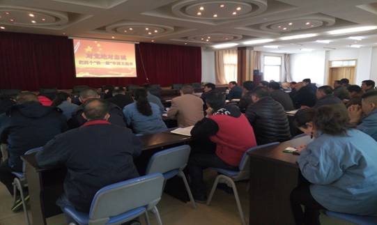 堅定信念 對黨忠誠，融會貫通 學(xué)以致用