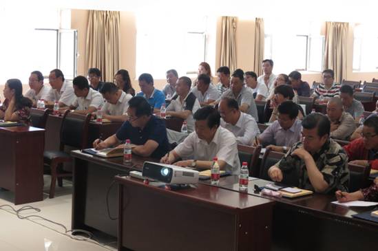 加強(qiáng)業(yè)務(wù)培訓(xùn)，提升工作能力
